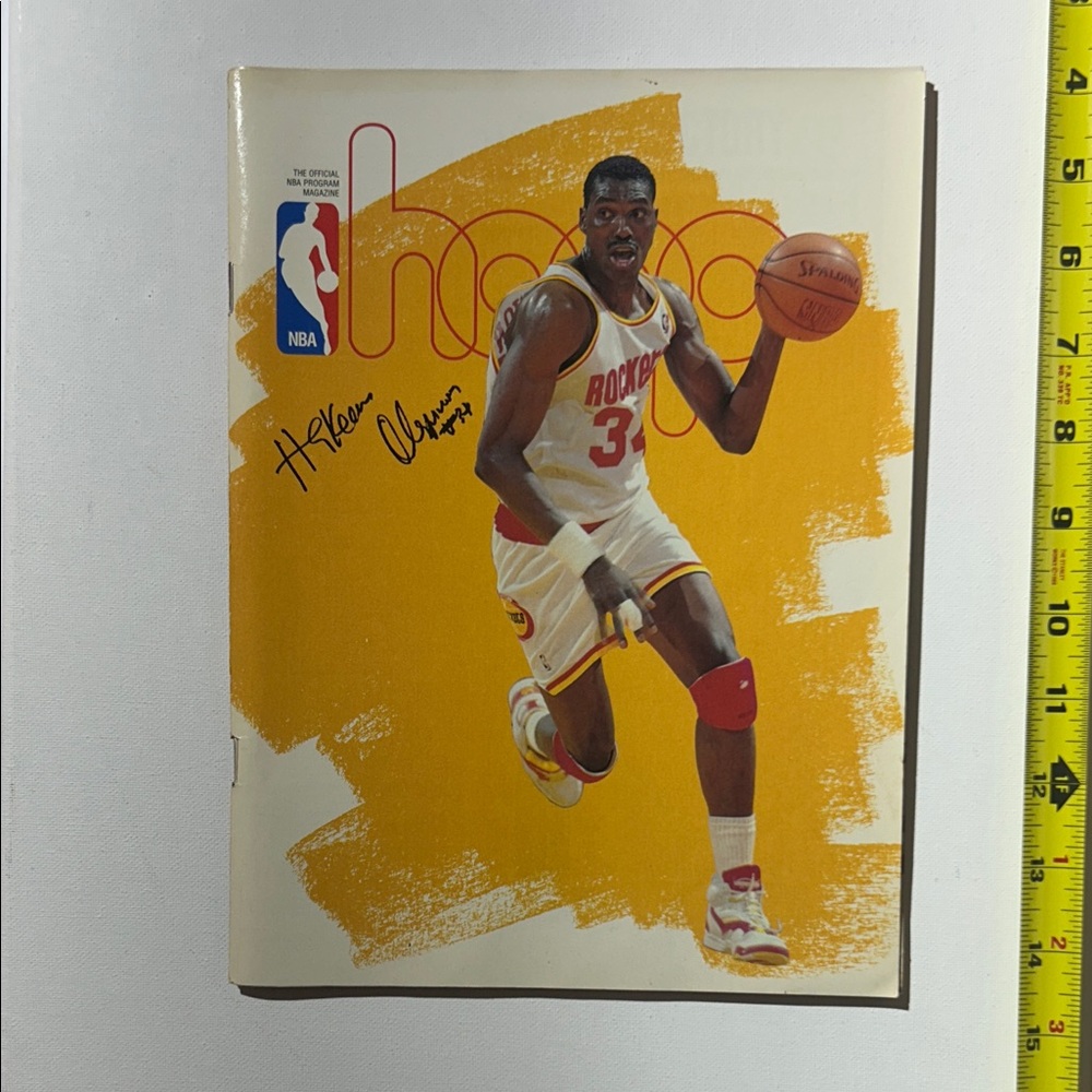 Vintage HOOP 1995 Utah Jazz Official NBA Program Magazine- Hakeem Olajuwon